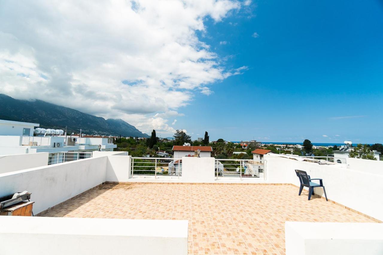 Luxury Two-Bedroom Apartment In Amazing Place Lukomorye C4 Karavas (Northern Cyprus) Exterior foto